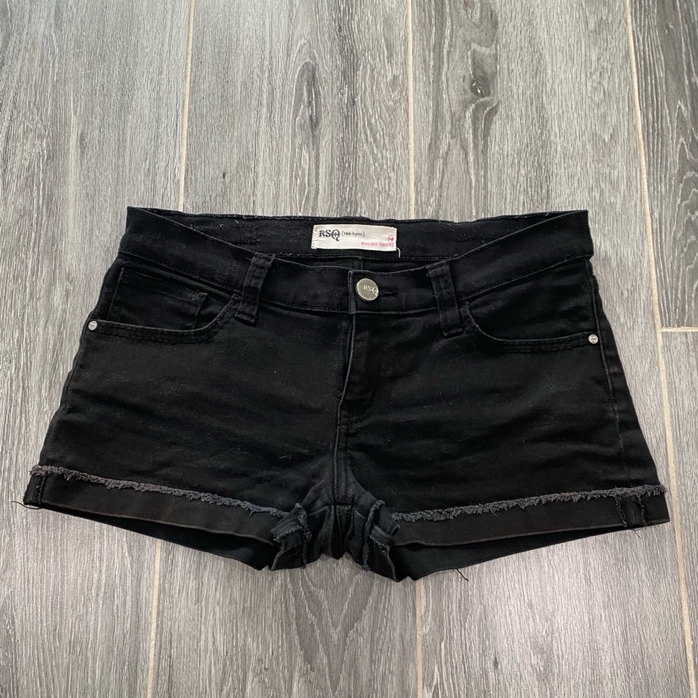 RSQ (Tilly’s) black denim shorts